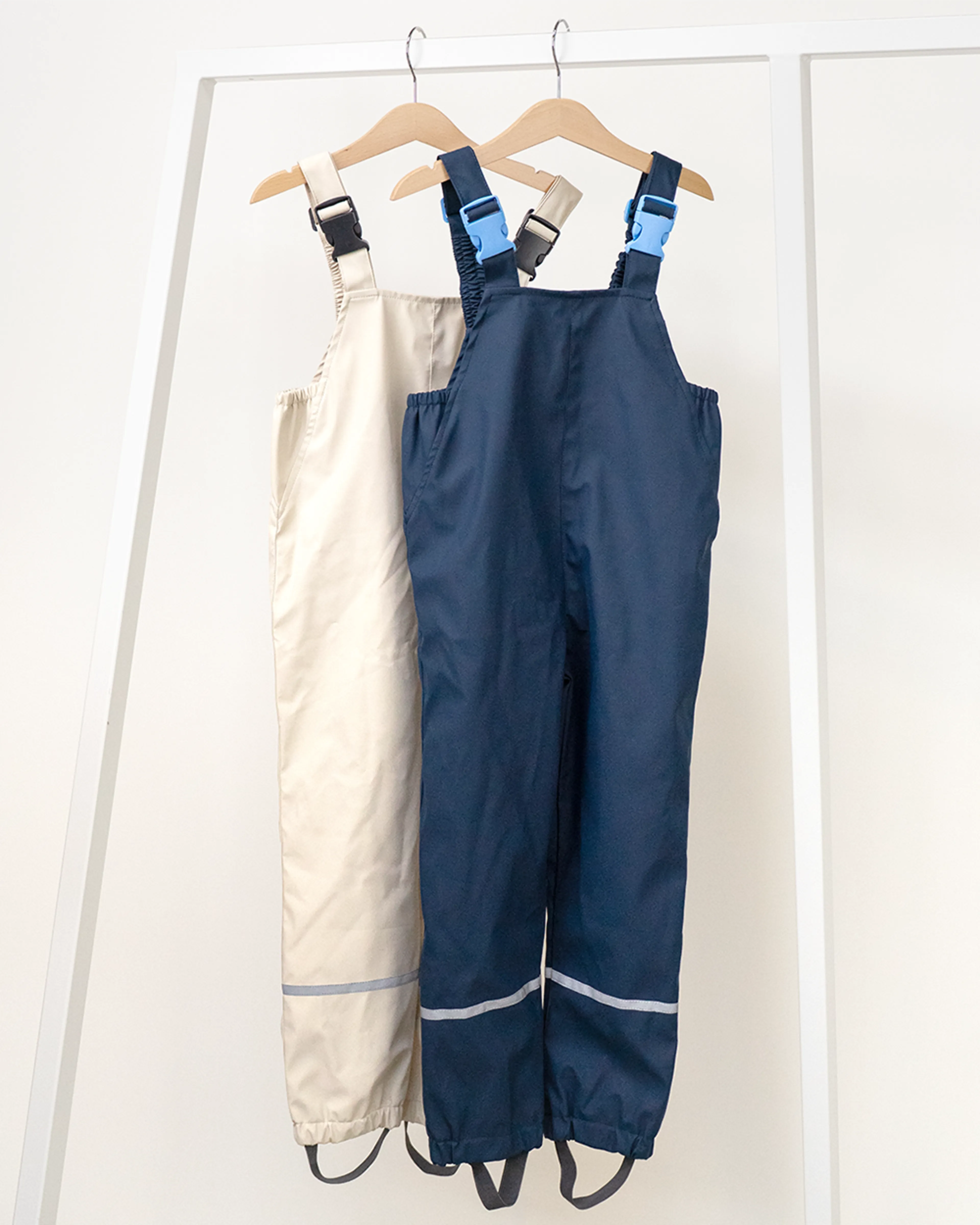 2011673977085_Front03.png